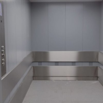 Nákladní výtah Pivovar Ostravar - detailní pohled do kabiny