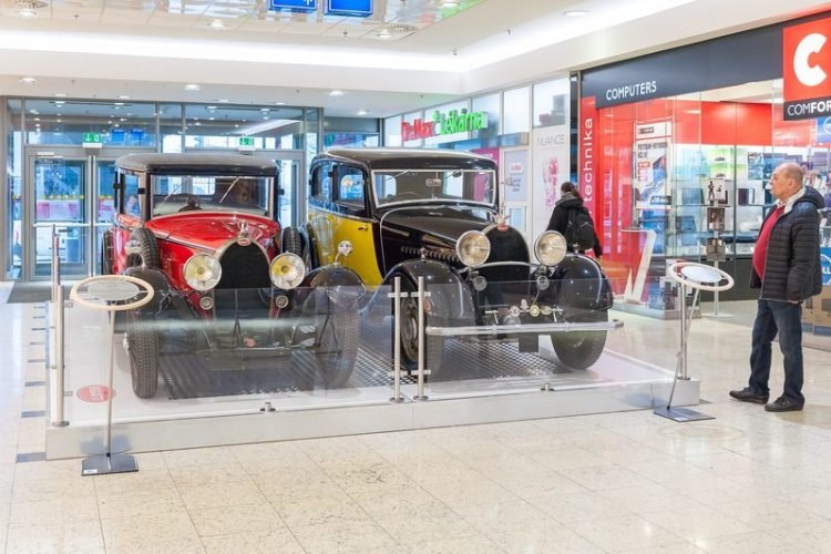 Podílíme se na prestižní tour luxusních vozů Mercedes, Jaguar a Bugatti