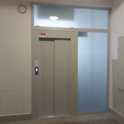 Osobní výtah Praha, Družstevní