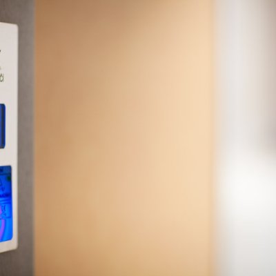 Detail osobního výtahu v Rouchovanech